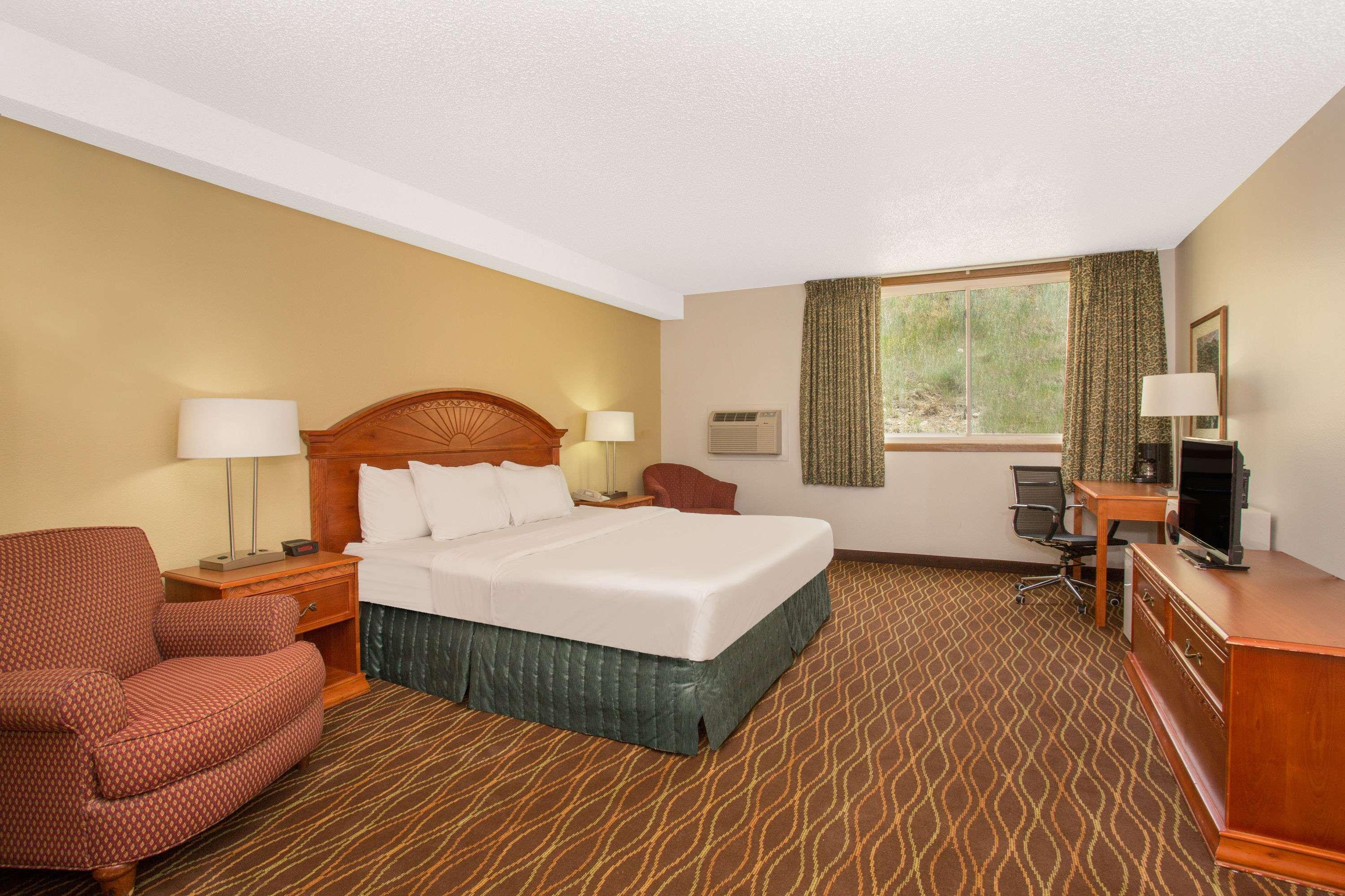 Days Inn By Wyndham Silverthorne Dış mekan fotoğraf